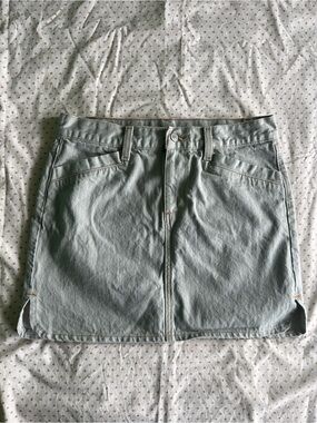 Y2K Vintage Gap Lightwash Mini Skirt, size 10